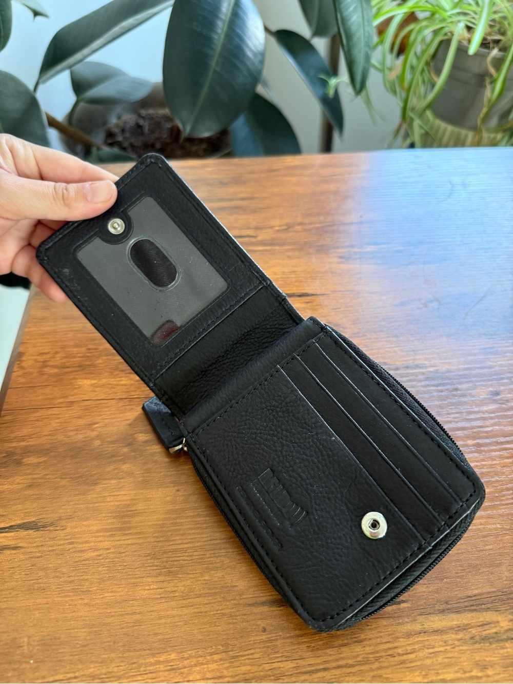 Black Leather Trifold Wallet with ID Window leather